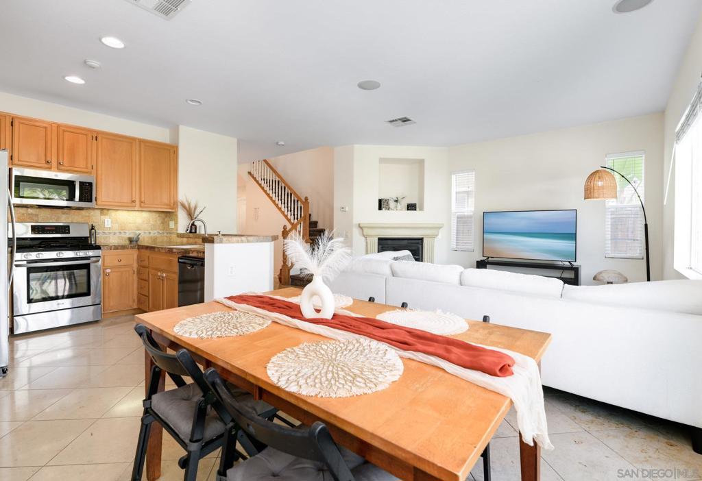 3403 Paseo De Paz Court