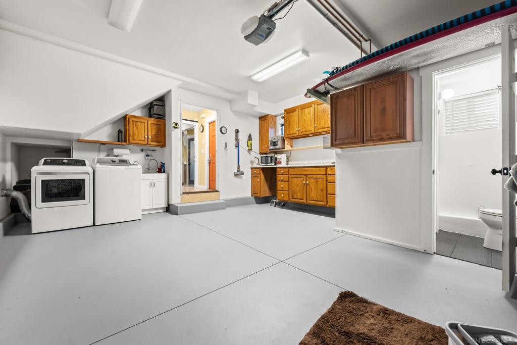 4685 Long Branch Ave