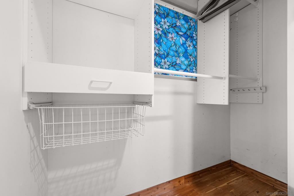 4685 Long Branch Ave