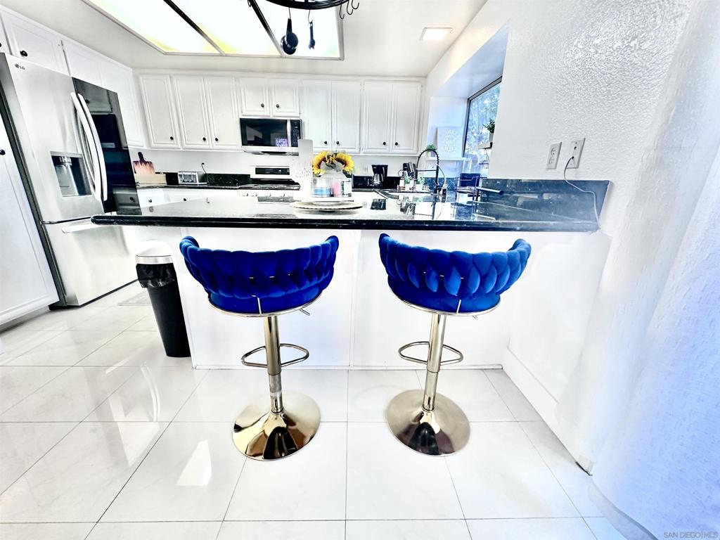 28820 Bridge Water Ln