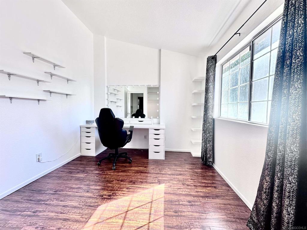 28820 Bridge Water Ln