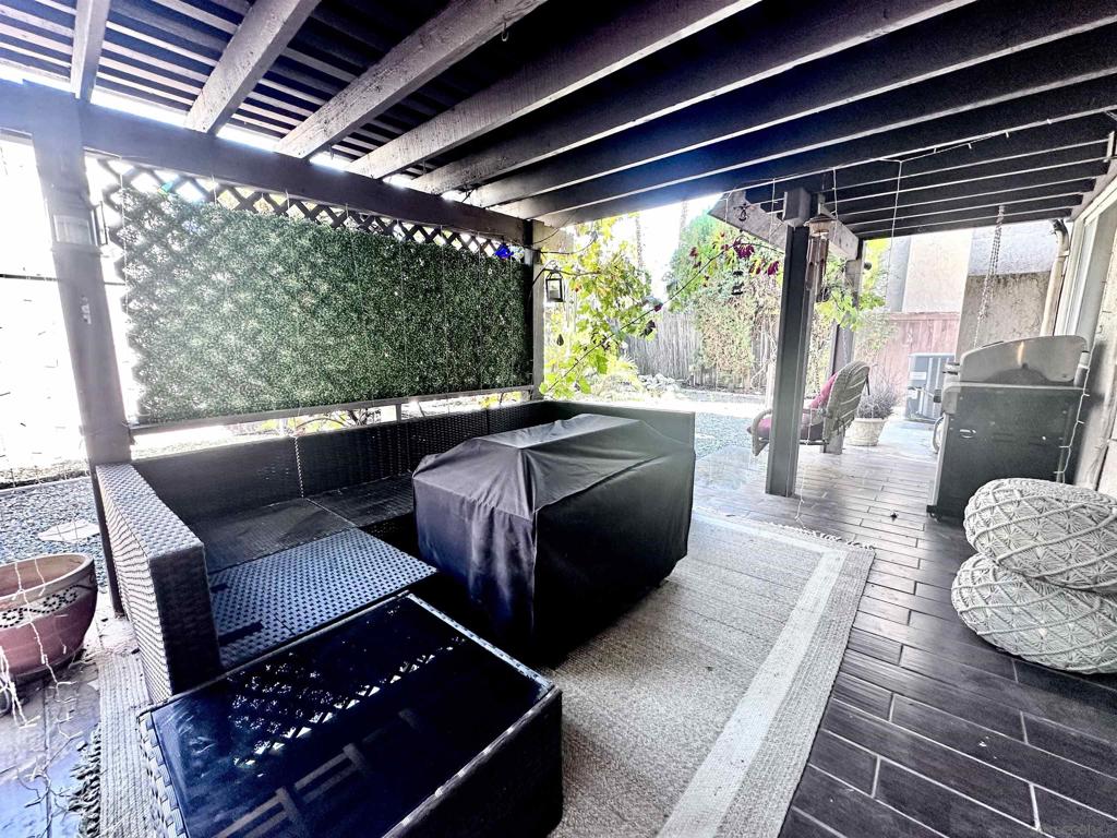 28820 Bridge Water Ln