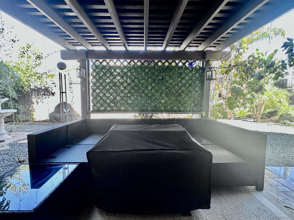 28820 Bridge Water Ln