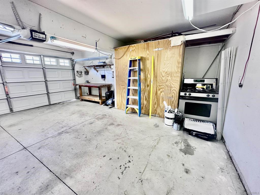 28820 Bridge Water Ln