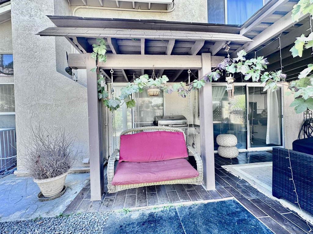 28820 Bridge Water Ln