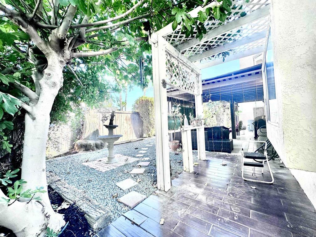 28820 Bridge Water Ln