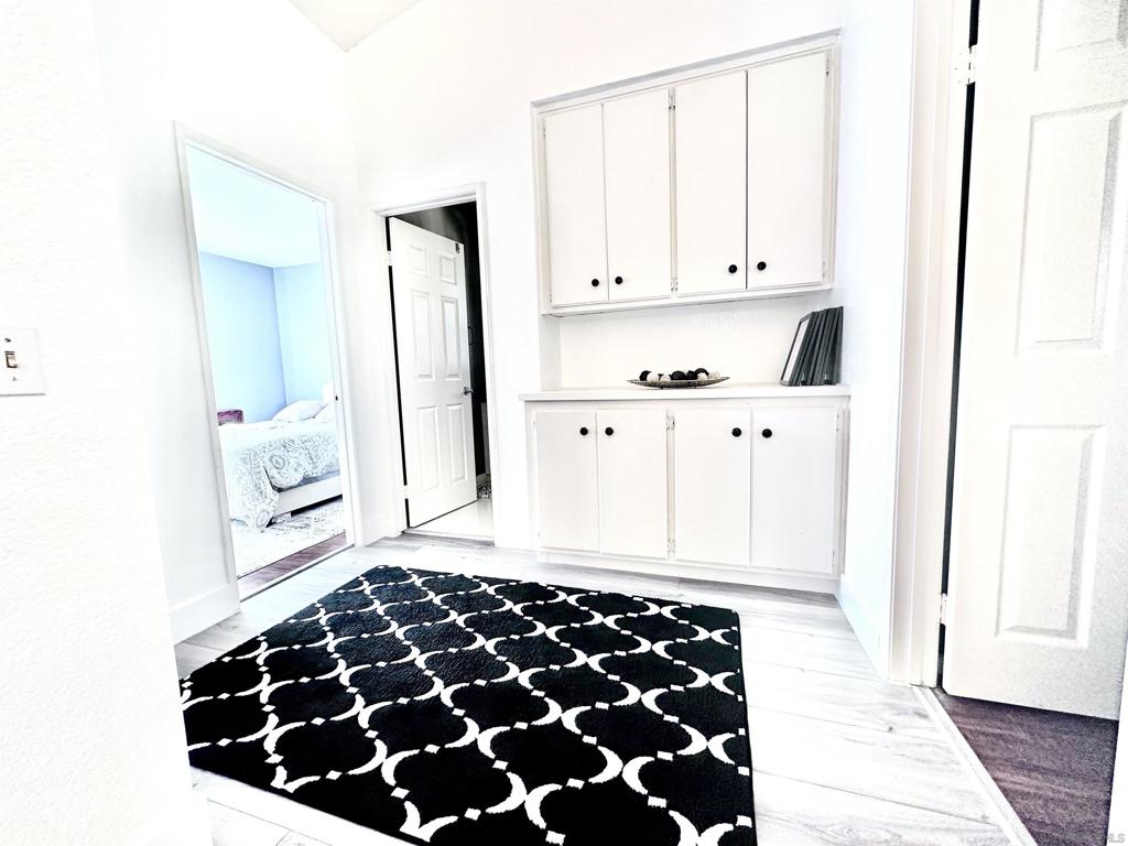 28820 Bridge Water Ln