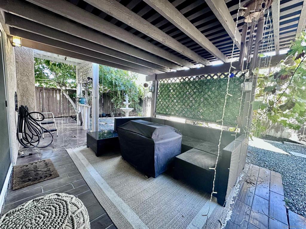 28820 Bridge Water Ln