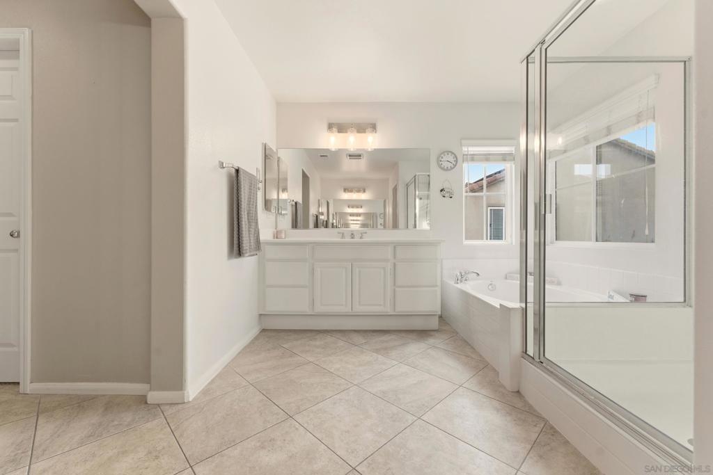 465 Ashbourne Gln