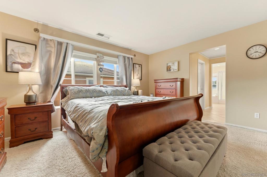 465 Ashbourne Gln