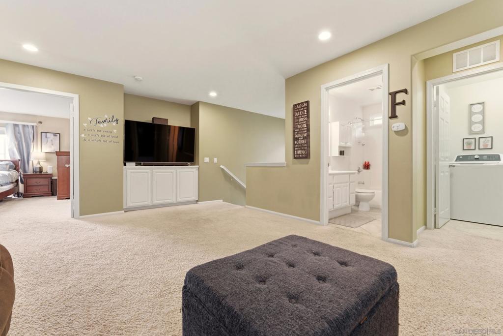 465 Ashbourne Gln