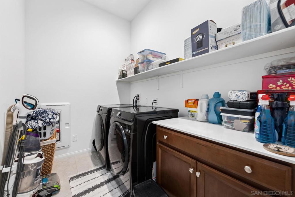 11885 Discovery Ct