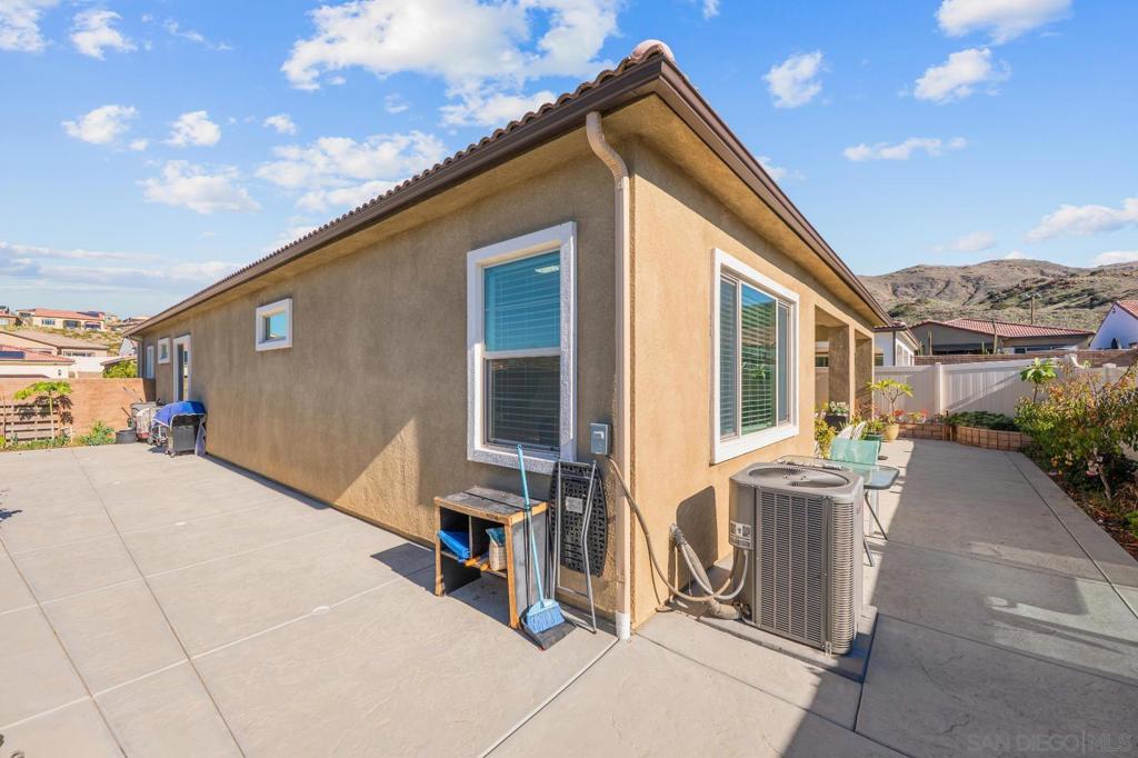 11885 Discovery Ct
