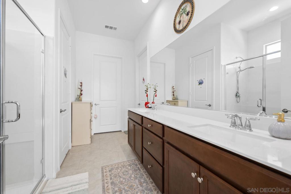 11885 Discovery Ct