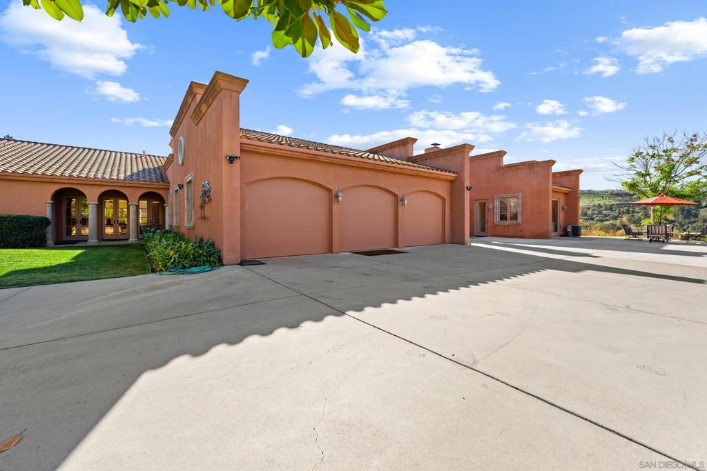 32752 Luiseno Circle Dr