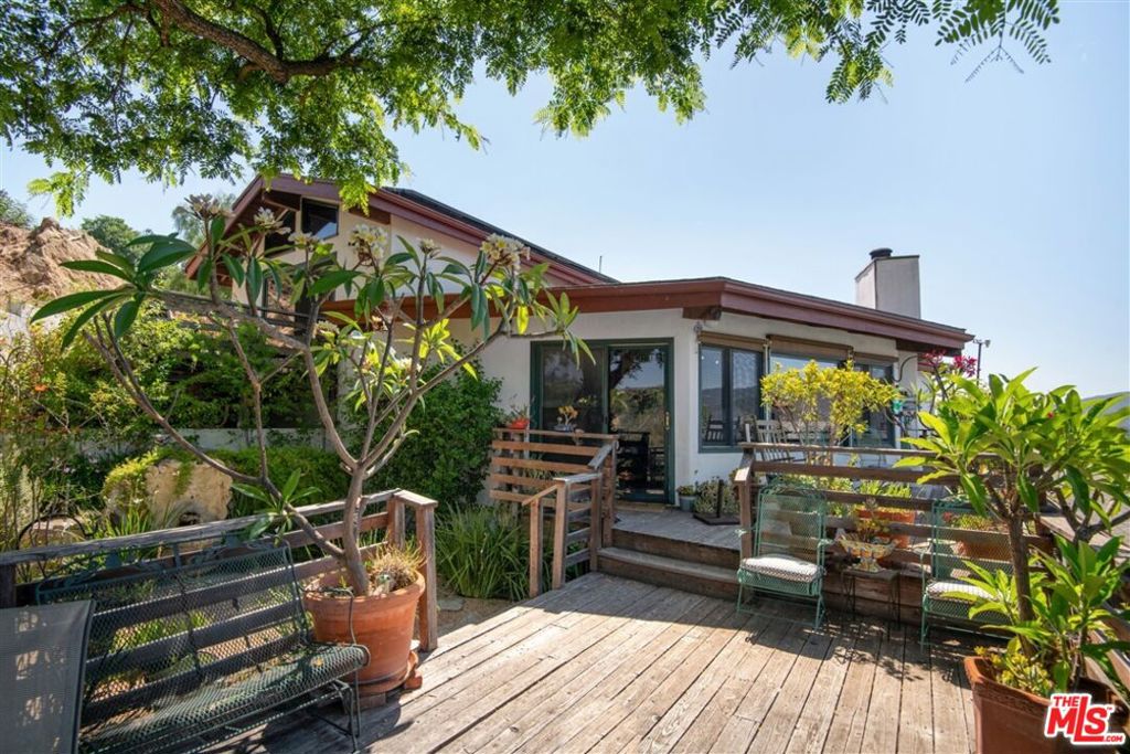 2733 Halsey Road