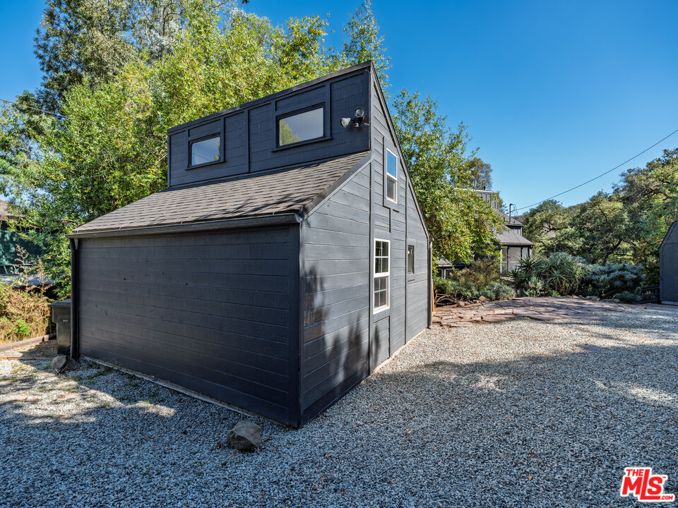 19816 Grand View Dr