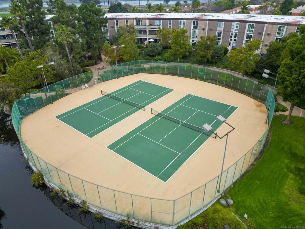 3050 Rue D'Orleans 358