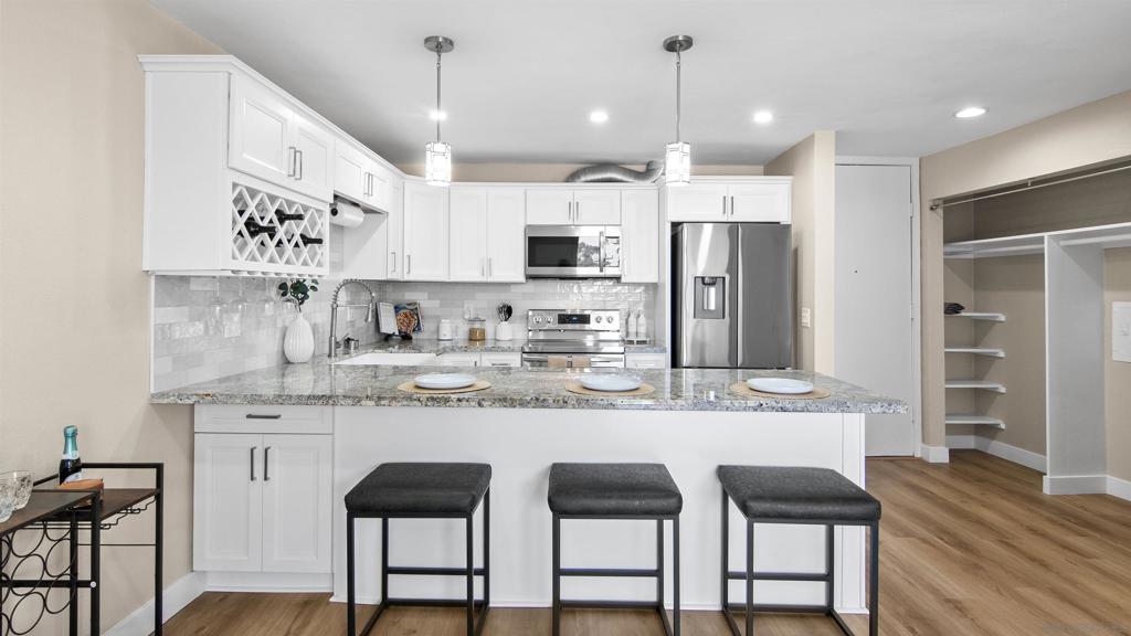 3050 Rue D'Orleans 358