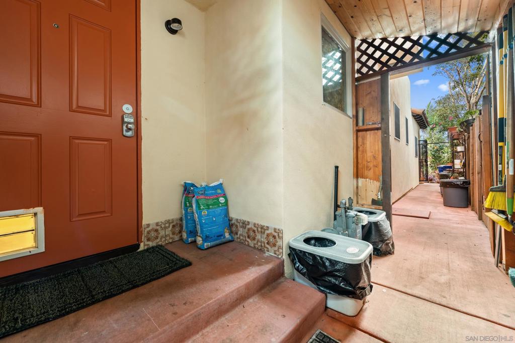 4685 Long Branch Ave