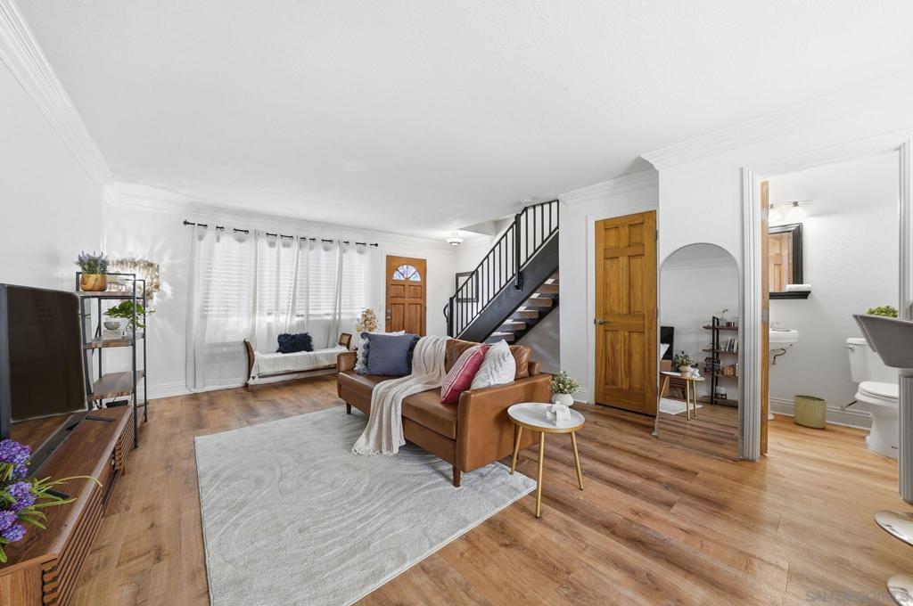 5505 Adelaide Ave 14