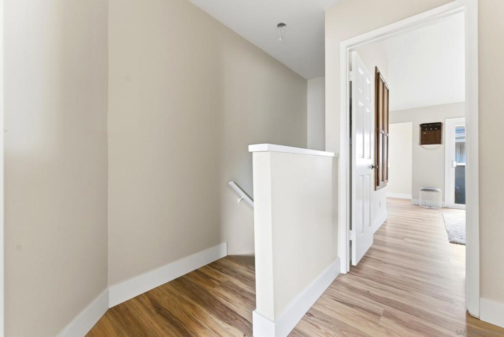 1442 Essex 4