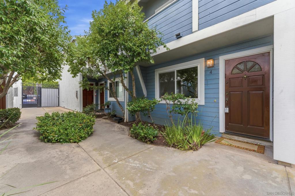 1442 Essex 4