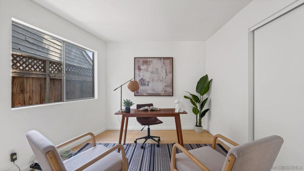 10685 Red Cedar
