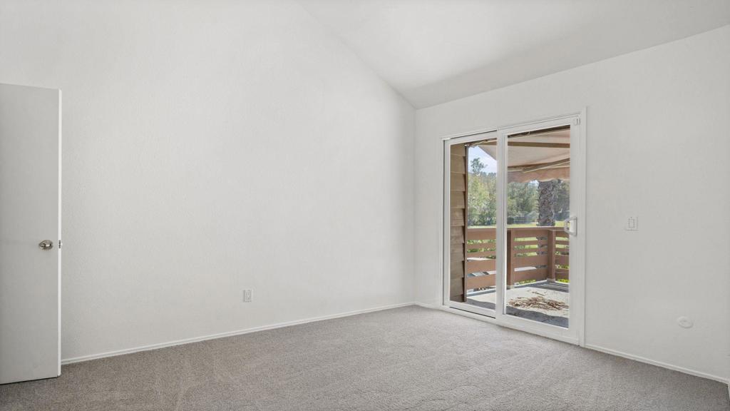 10685 Red Cedar