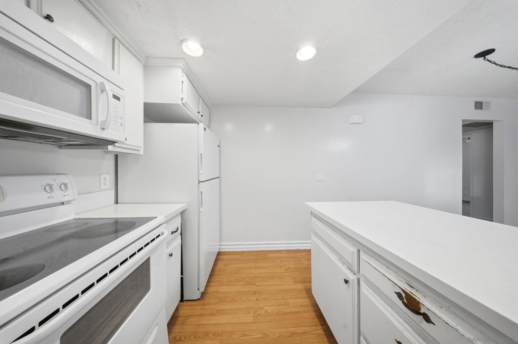 1257 E Grand Avenue #D