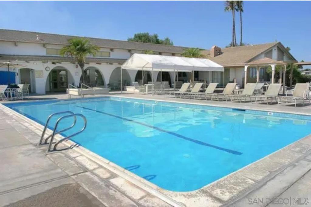 3902 N Vista Campana 9