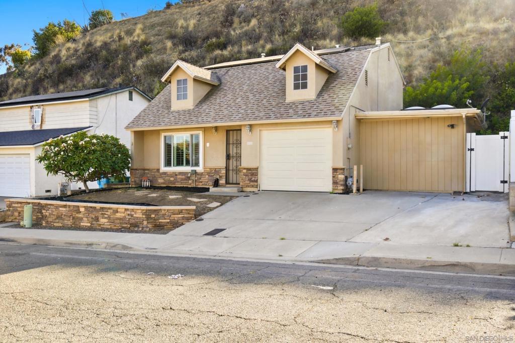 1880 Hanford Dr