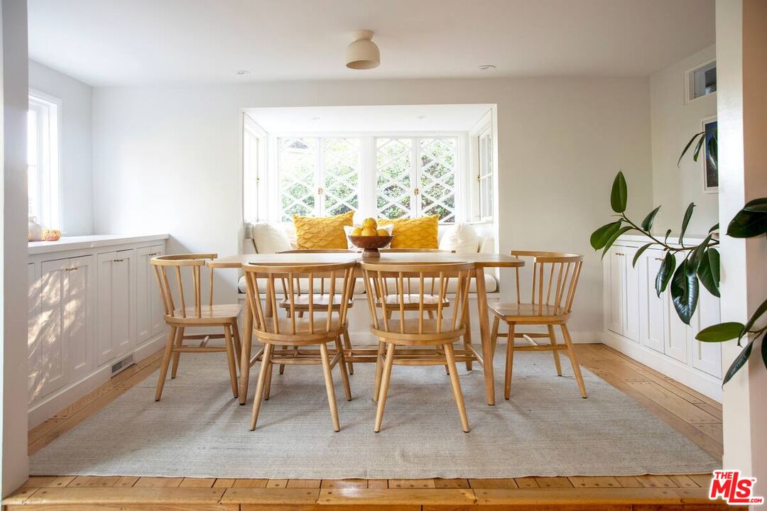 1238 Fernwood Pacific Dr