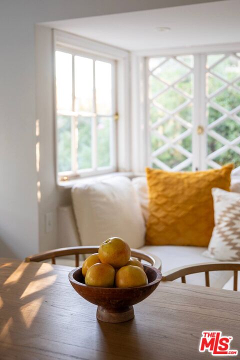 1238 Fernwood Pacific Dr