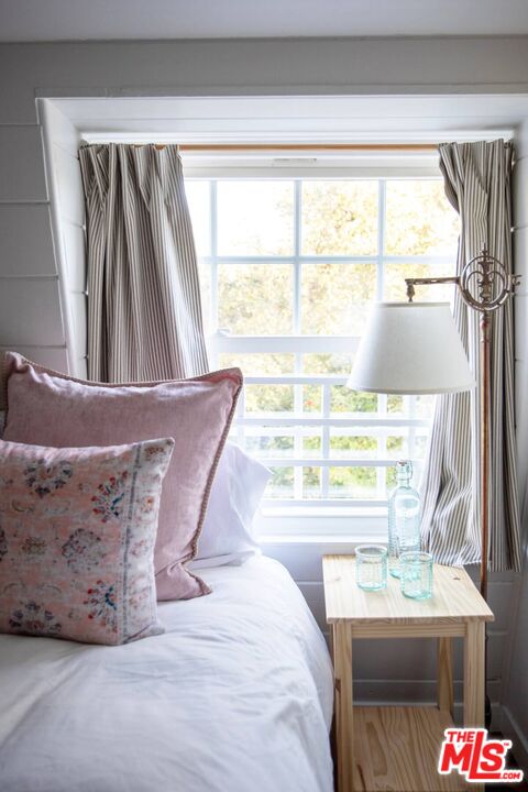 1238 Fernwood Pacific Dr