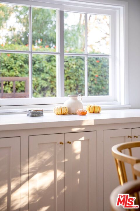 1238 Fernwood Pacific Dr