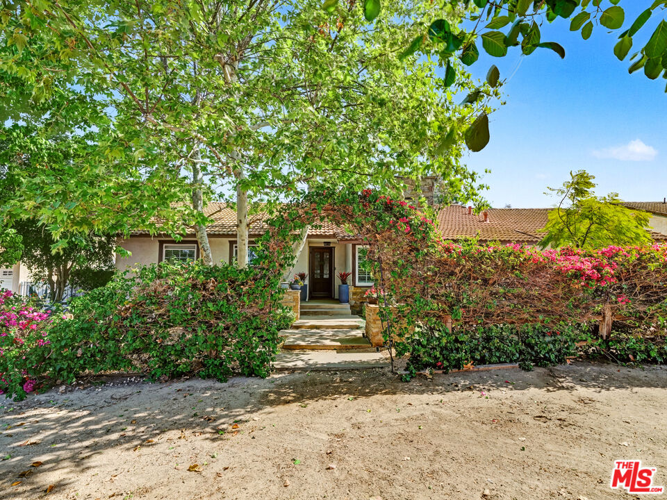 670 Tranquil Ln