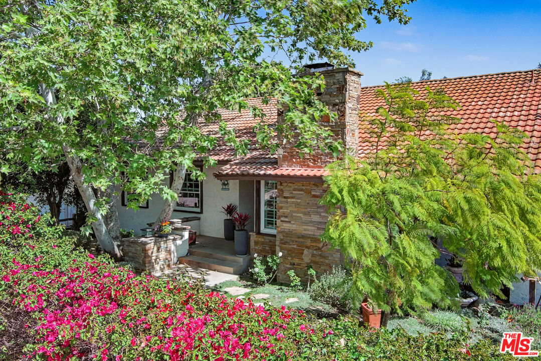 670 Tranquil Ln