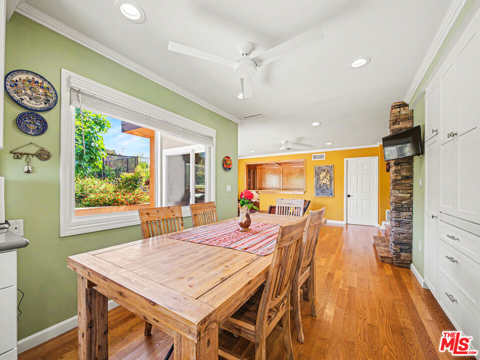 3106 Voltaire Dr