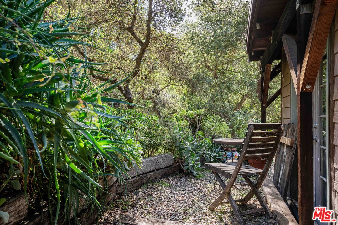 21330 Encina Rd