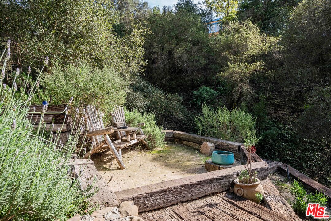 21330 Encina Rd