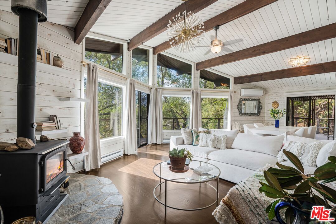 21330 Encina Rd