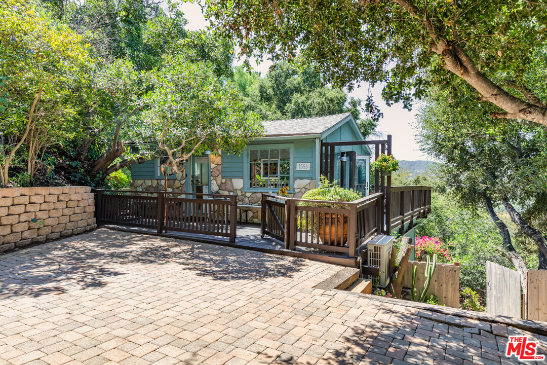 1553 Penny Rd