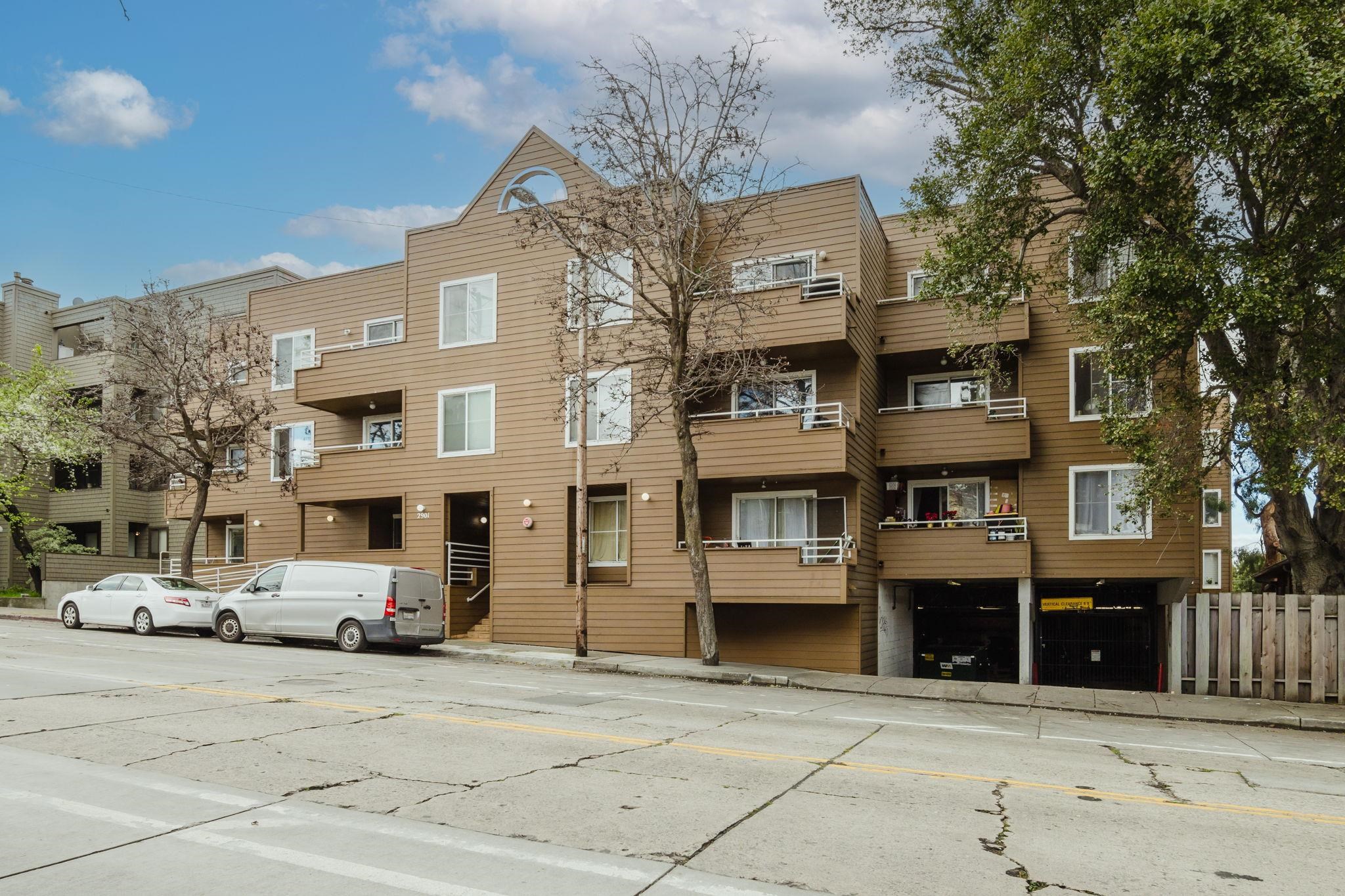 2901 Macarthur Blvd # 210