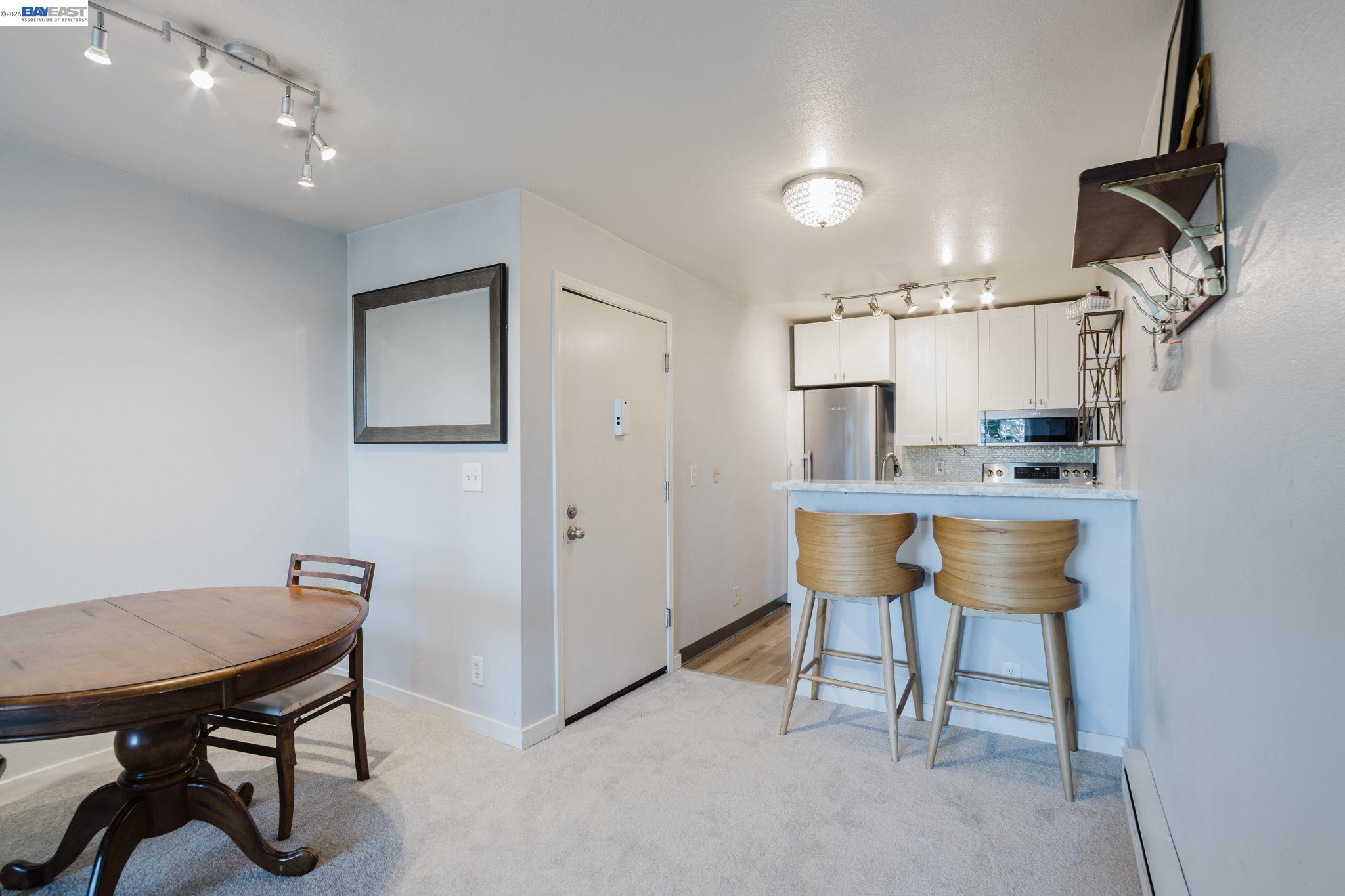 2901 Macarthur Blvd # 210