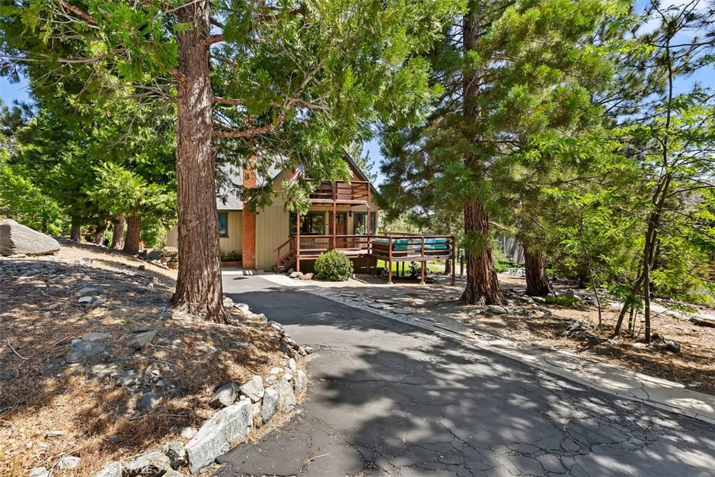 2300 Lausanne Drive