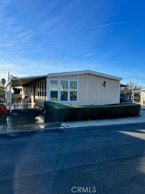 626 N Dearborn Street 1