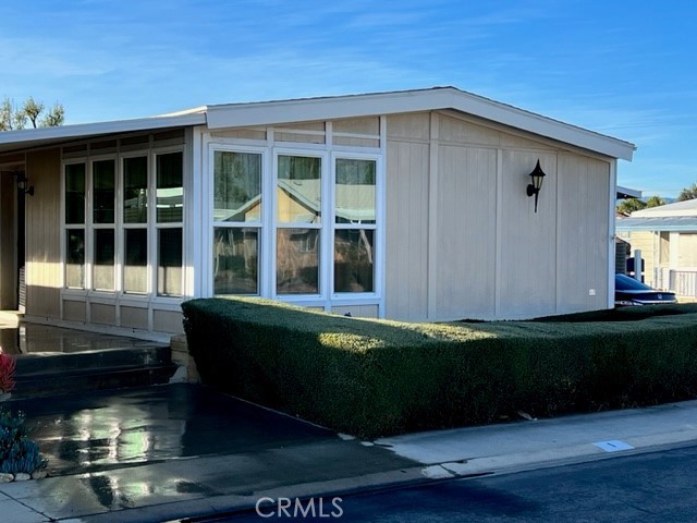 626 N Dearborn Street 1