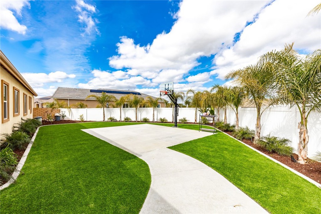 26745 Verdant Circle