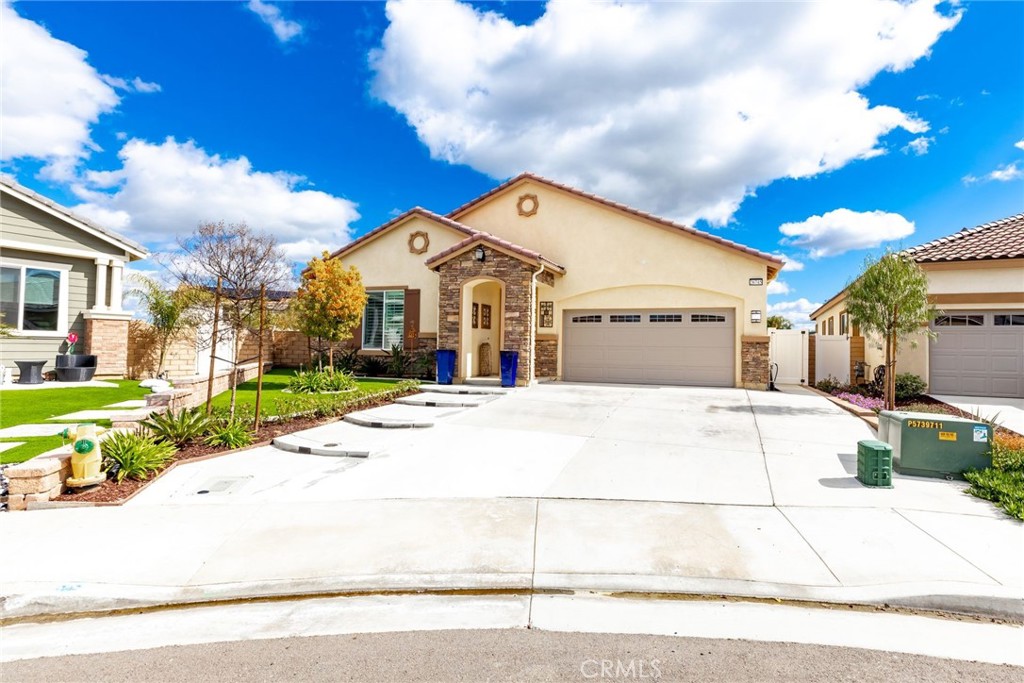 26745 Verdant Circle